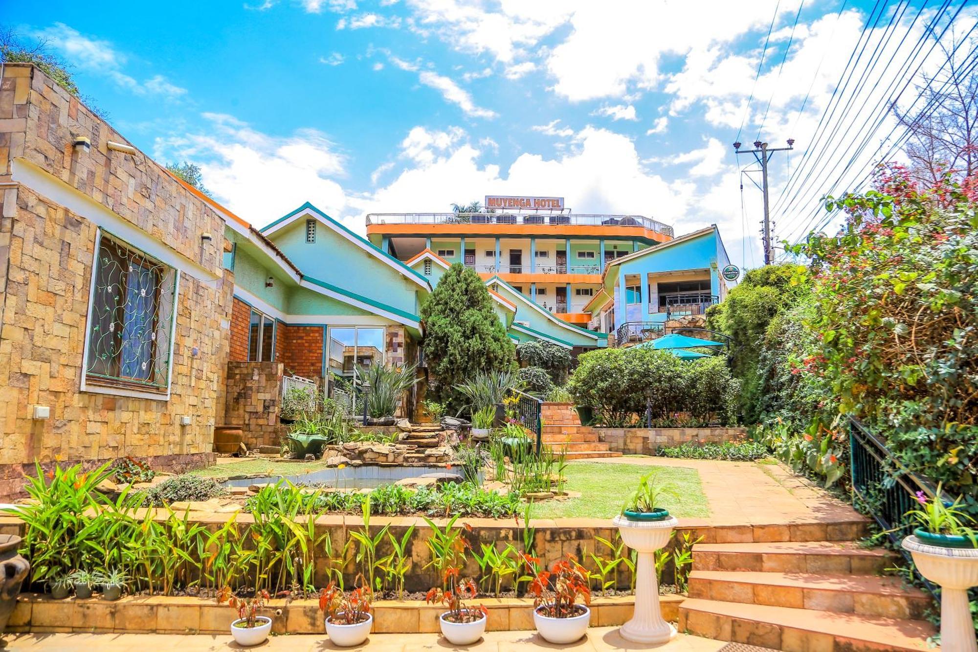 Shangri-La Hotel Muyenga Bugolobi Buitenkant foto